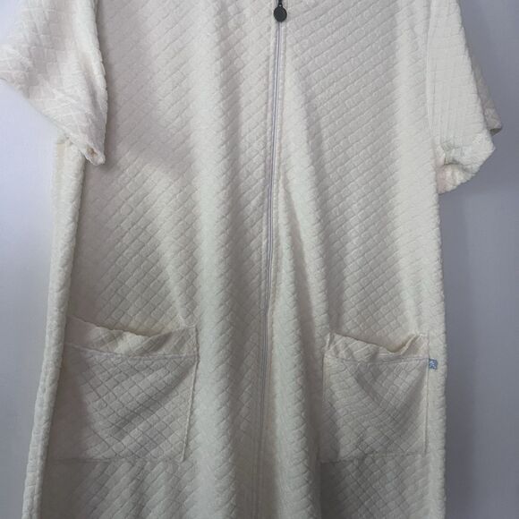 Sunday Brunch Wm's 2-Pocket Butter Yellow Short‎ Sleeve Zip-Up Waffle Weave Robe - Picture 5 of 6